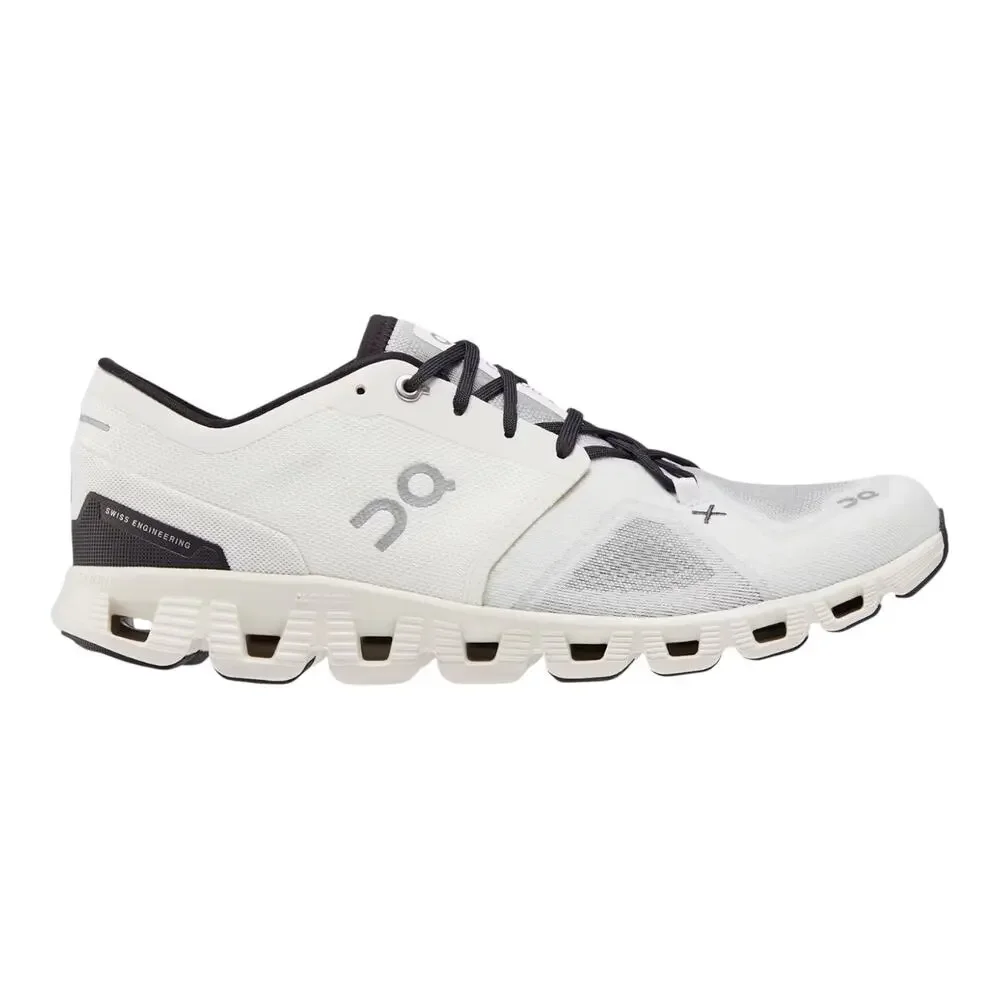 On Cloud X 3 Training Shoe White Black Size 8.5 NWT